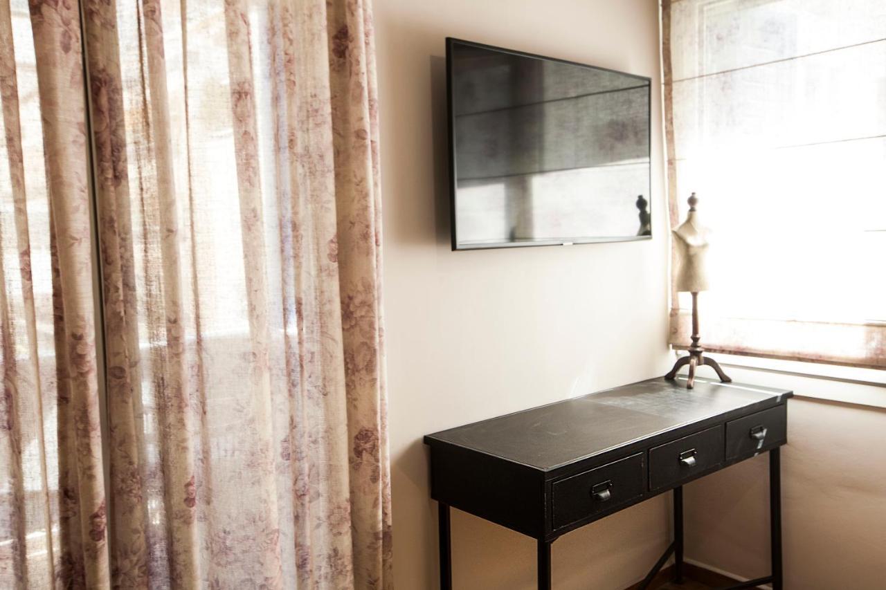 Bentzi Boutique Apartment 4 Atena Exterior foto